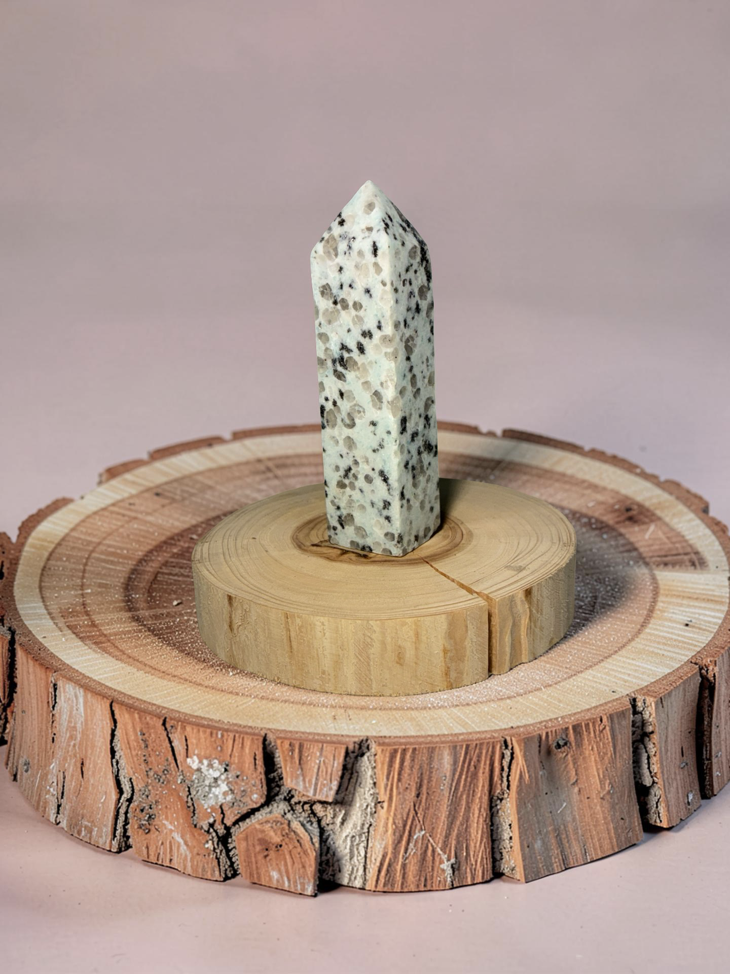 Kiwi Jasper tower