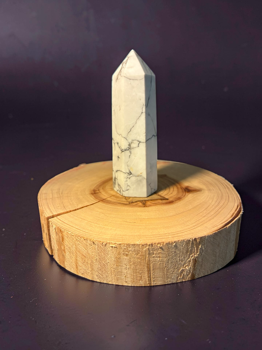 Howlite tower