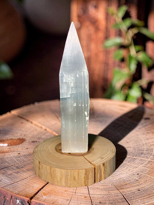 Selenite tower
