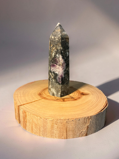 Sphalerire with Purple Fluorite tower